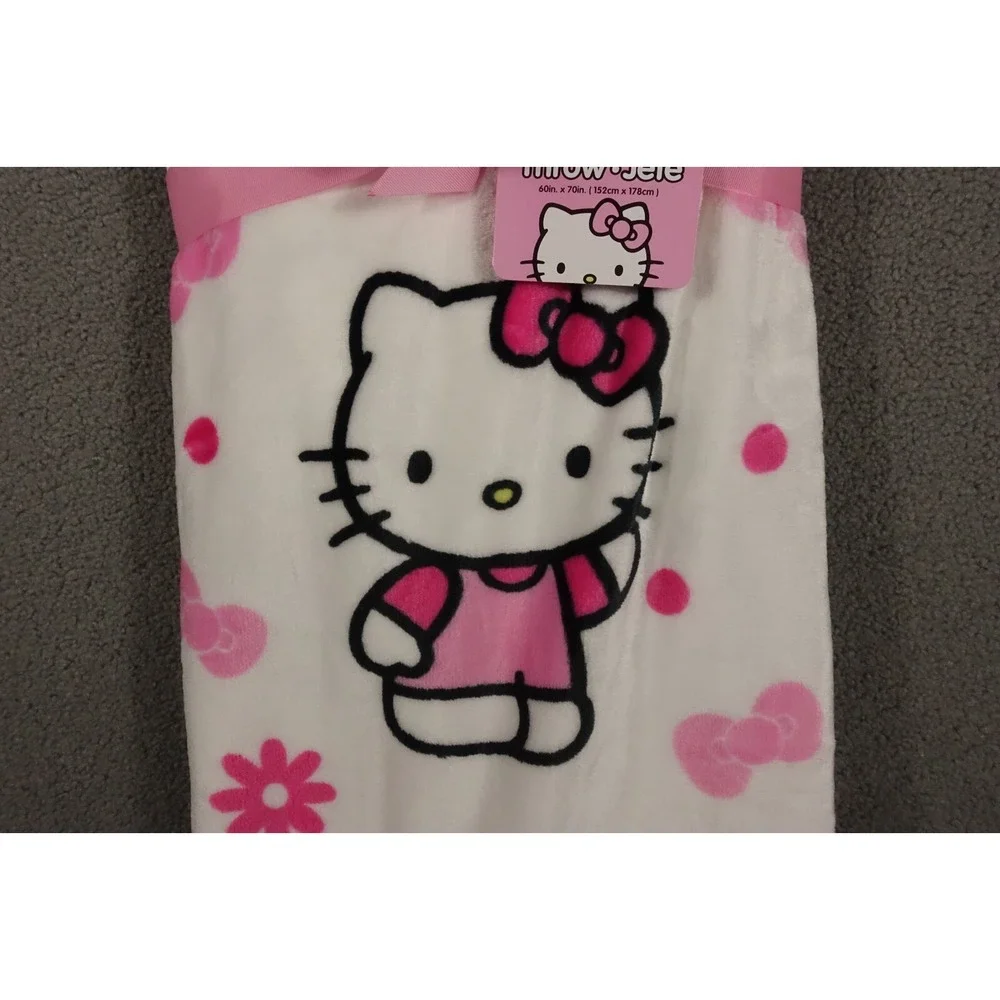 Hello Kitty Plush Throw Blanket Pink White Flowers Spring 60x70 in